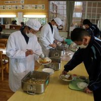 七宗中スタイルへ変更（給食配膳）