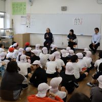 合同児童集会（作詞家・作曲家の方と語る会）②