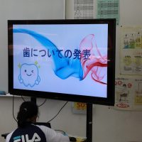 ひろば（保健給食委員＆赤十字）