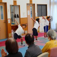 １・２年　サンホーム訪問